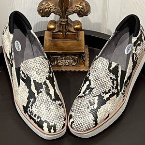 Dr. Scholls “Larsen” Faux Snakeskin Slip On Sneaker